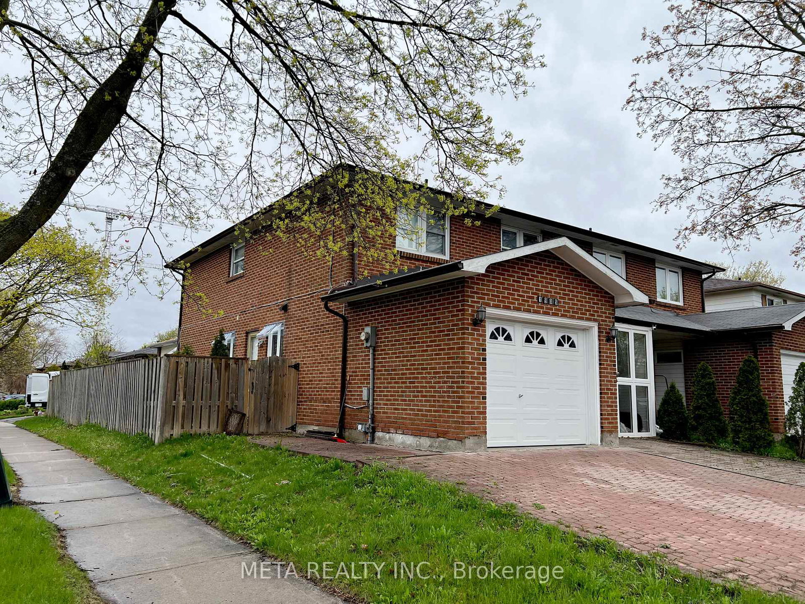1909-poppy-lane-pickering-ontario-e13133756
