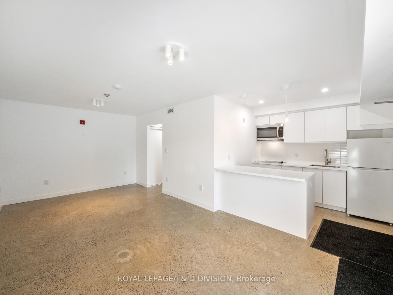 325-sammon-avenue-east-york-ontario-e13134110