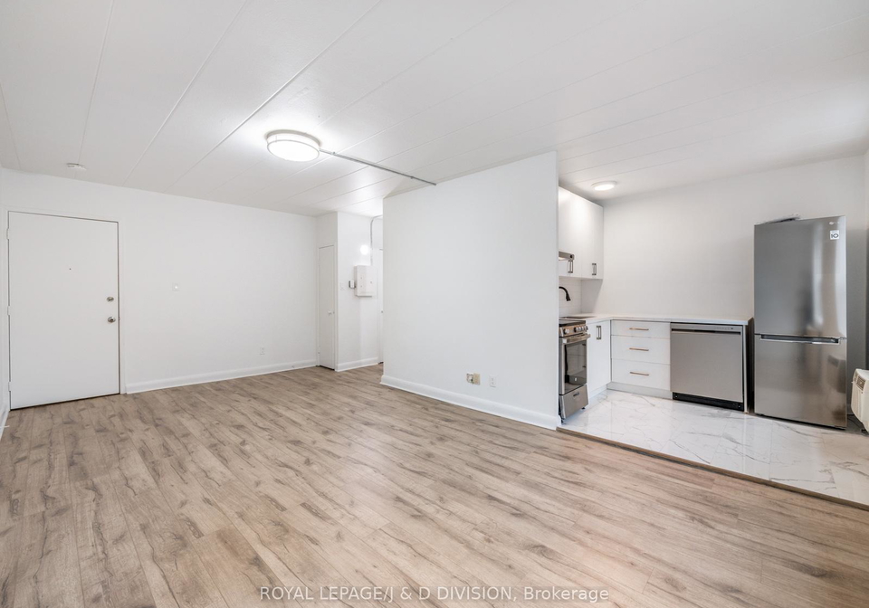 325-sammon-avenue-east-york-ontario-e13134254