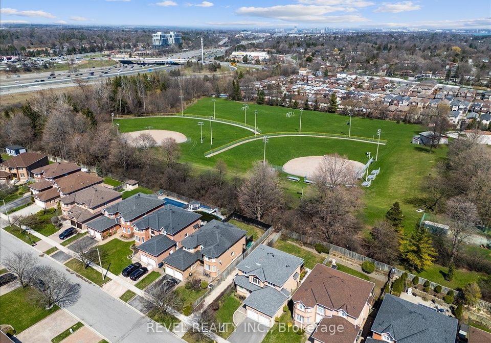 30-linderwood-drive-scarborough-ontario-e13135366