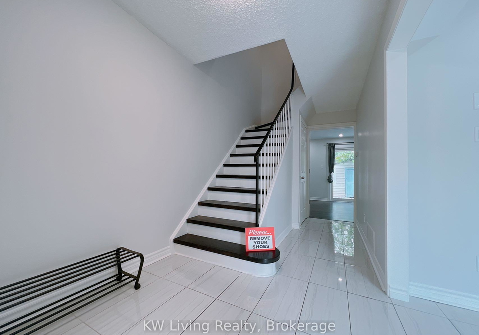 2075-warden-avenue-scarborough-ontario-e13135912