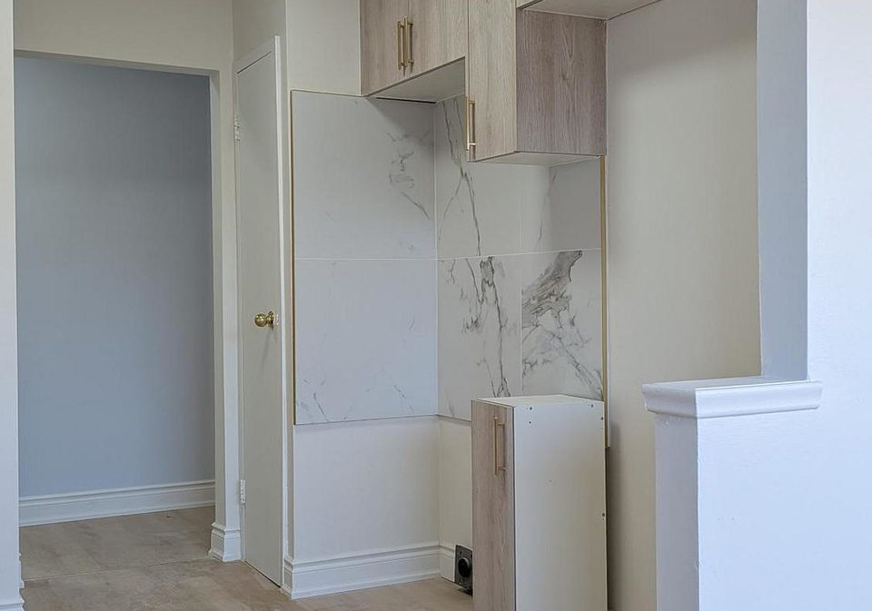 296-saguenay-avenue-oshawa-ontario-e13136026