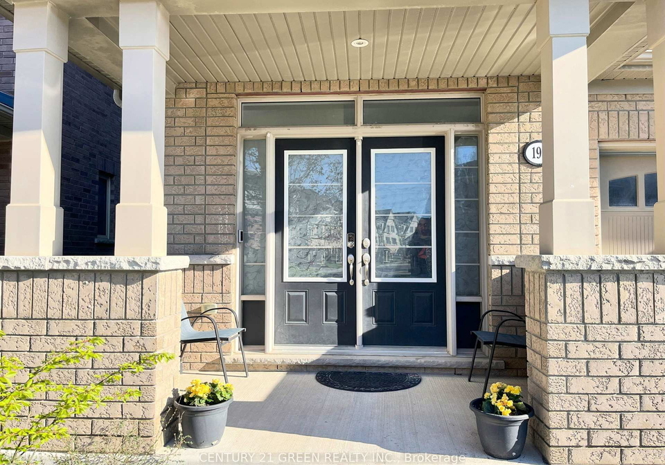 199-windfields-farm-drive-w-oshawa-ontario-e13136254