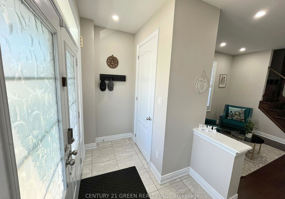 199-windfields-farm-drive-w-oshawa-ontario-e13136254
