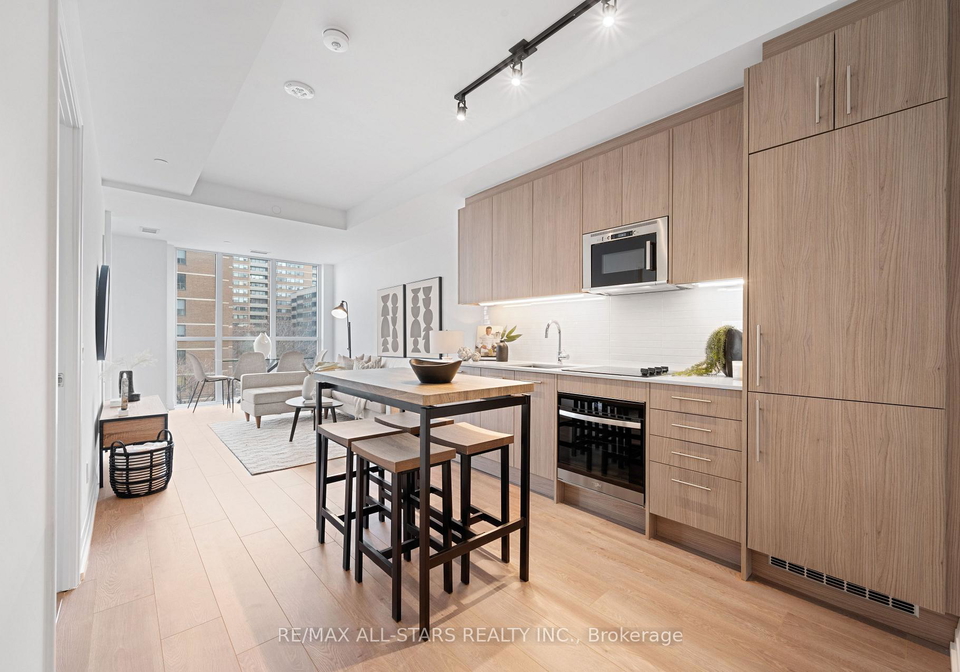286-main-street-toronto-ontario-e13136460