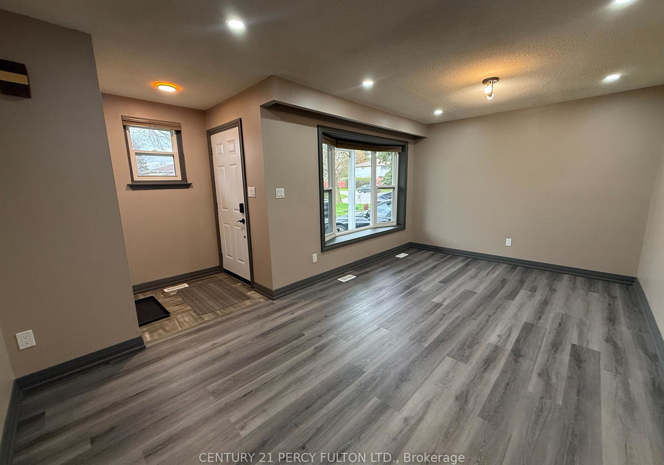 273-coventry-court-oshawa-ontario-e13136718