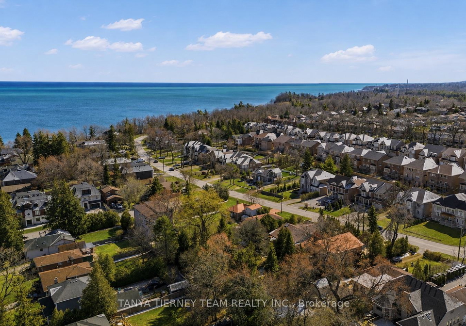 575-park-crescent-pickering-ontario-e13137384