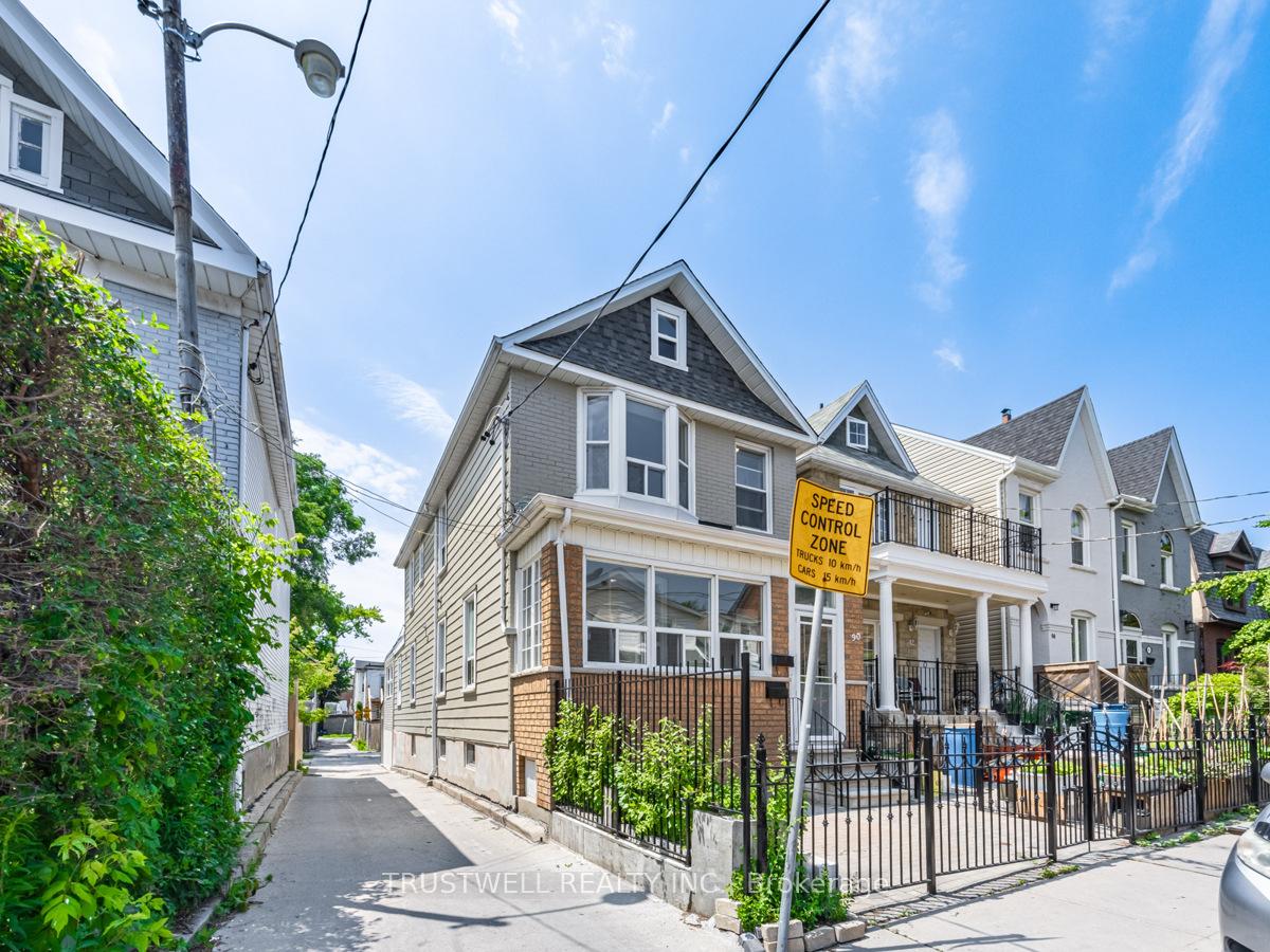 90-galt-avenue-toronto-ontario-e13137504