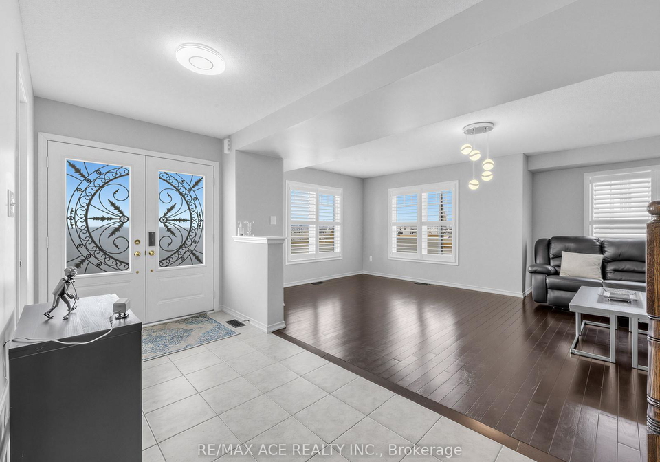 1-mortlock-street-ajax-ontario-e13137644