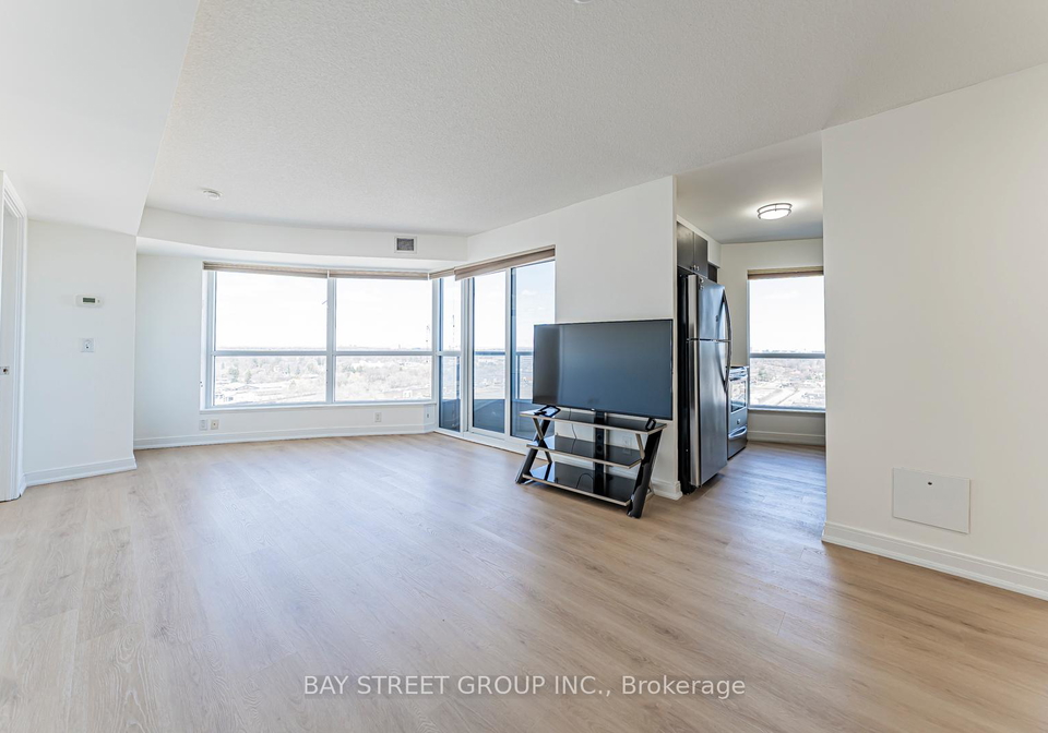 151-village-green-square-scarborough-ontario-e13137920