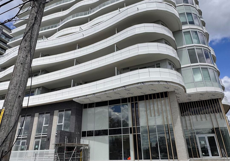 1010-sandy-beach-road-pickering-ontario-e13138372