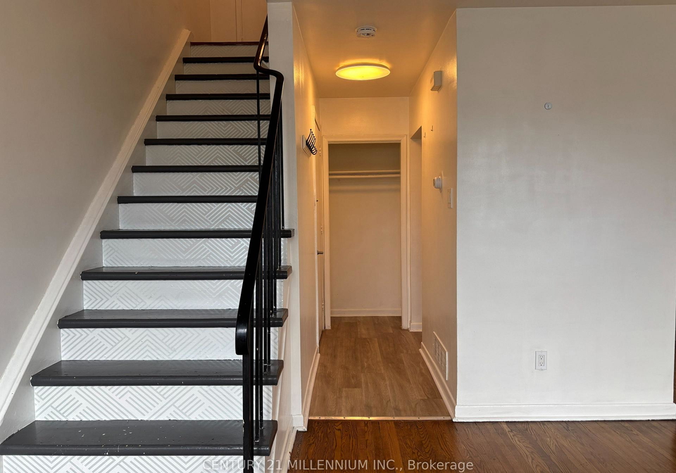 928-pape-avenue-east-york-ontario-e13138926