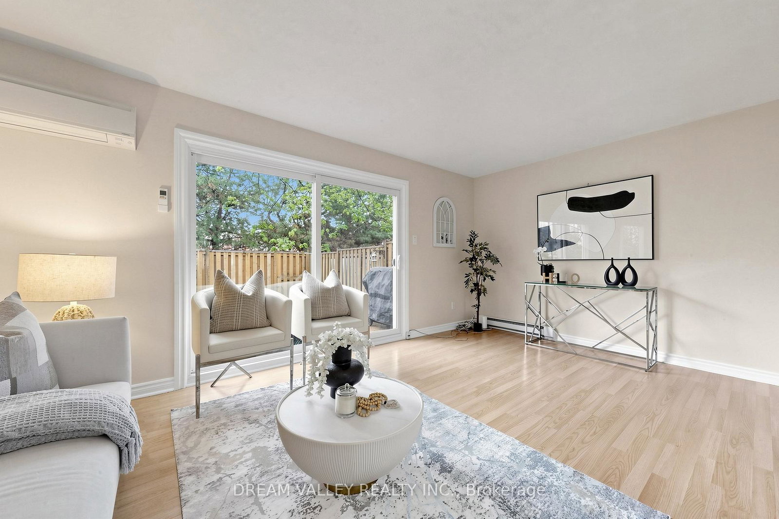 2075-warden-avenue-scarborough-ontario-e13139060