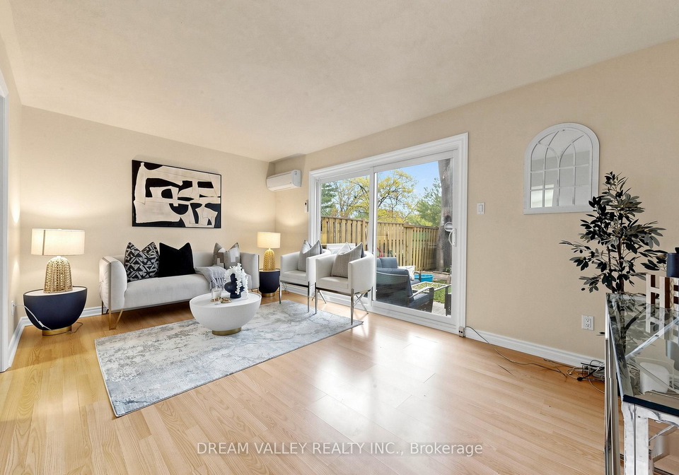 2075-warden-avenue-scarborough-ontario-e13139060