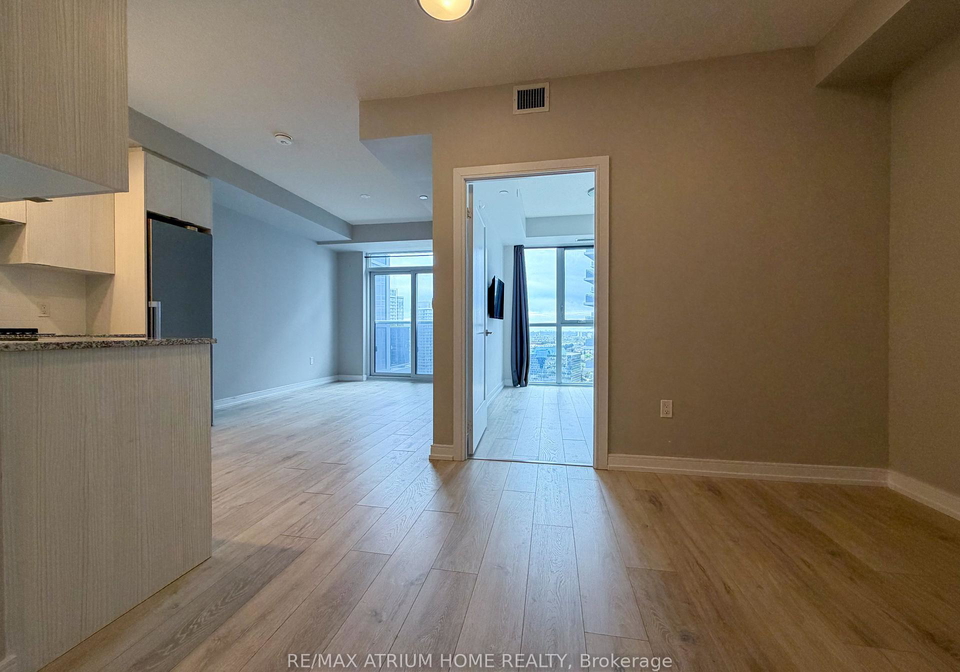 225-village-green-square-scarborough-ontario-e13139208