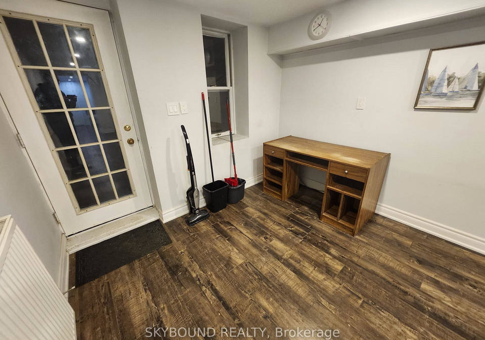 134-glenwood-crescent-east-york-ontario-e13139282