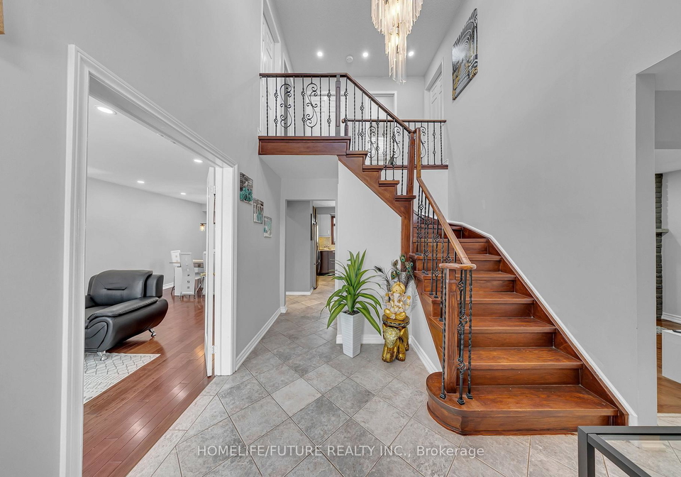 86-robinson-crescent-whitby-ontario-e13139650
