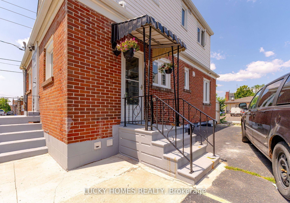 157-centre-street-s-oshawa-ontario-e13140374
