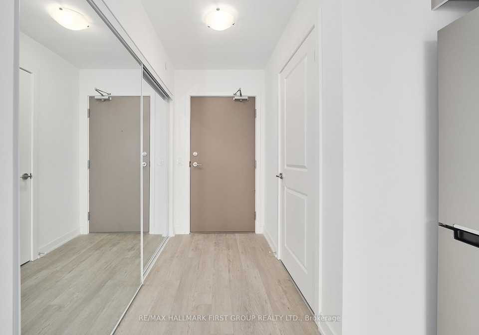 1010-sandy-beach-road-pickering-ontario-e13140592