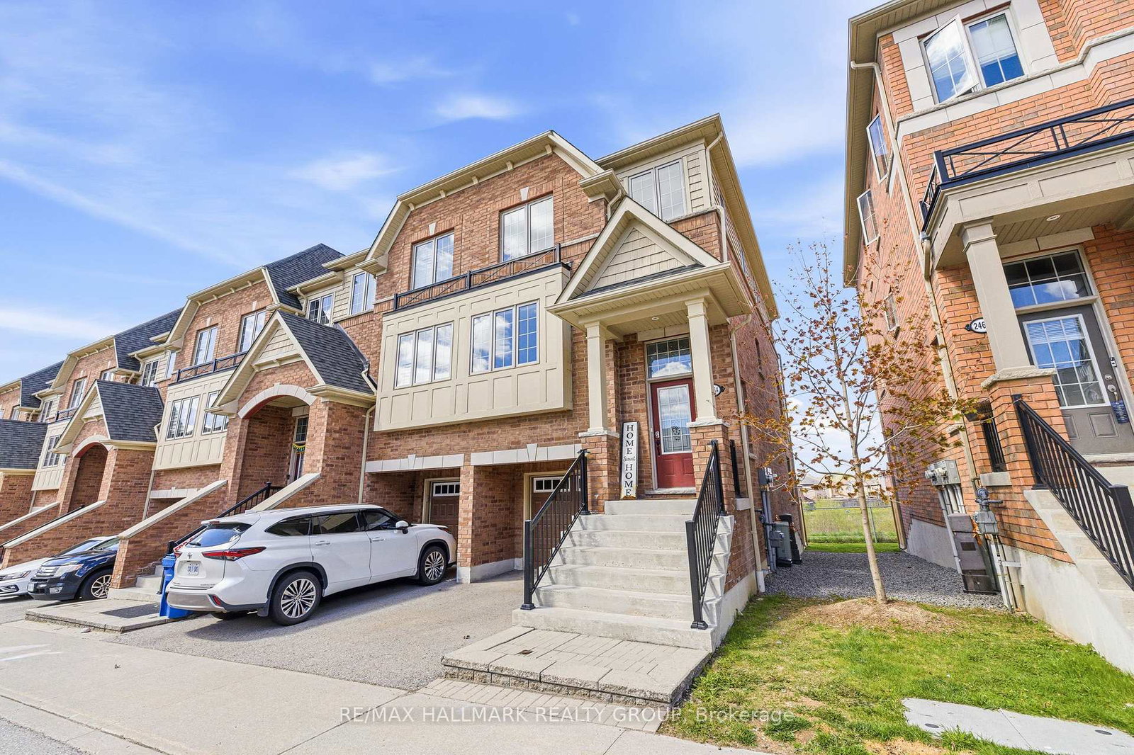 2464-bromus-path-oshawa-ontario-e13140836