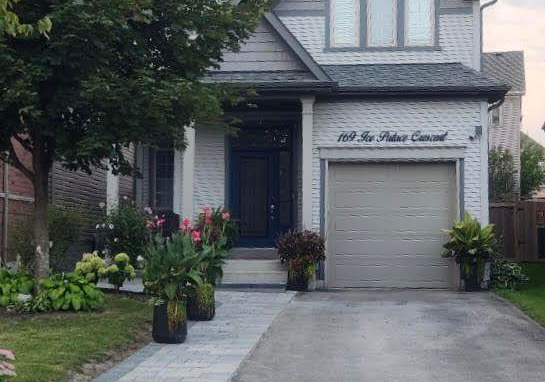 169-ice-place-oshawa-ontario-e13141004