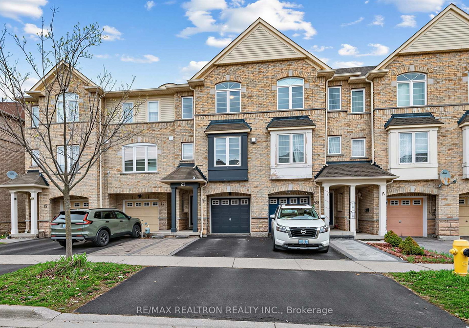21-cullcastle-street-ajax-ontario-e13141118