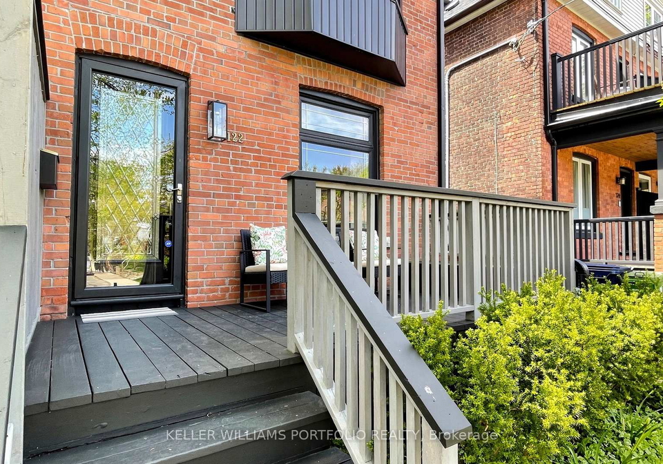 122-bertmount-avenue-toronto-ontario-e13141430