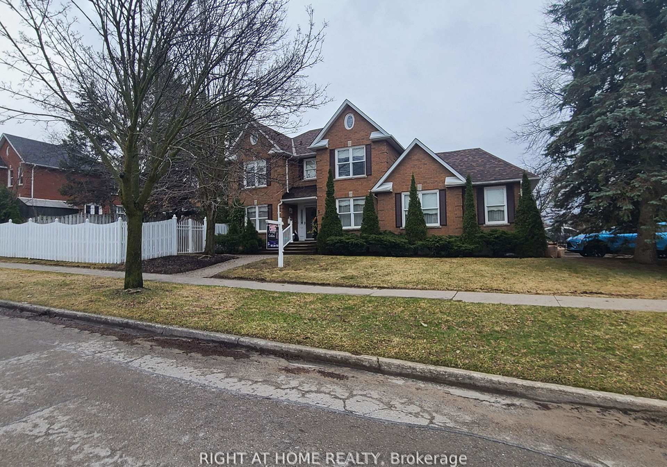 3-hampstead-gate-e-clarington-ontario-e13141498