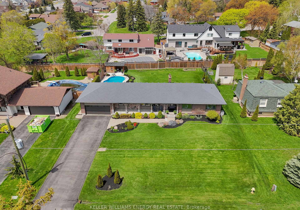 858-swiss-heights-oshawa-ontario-e13141730