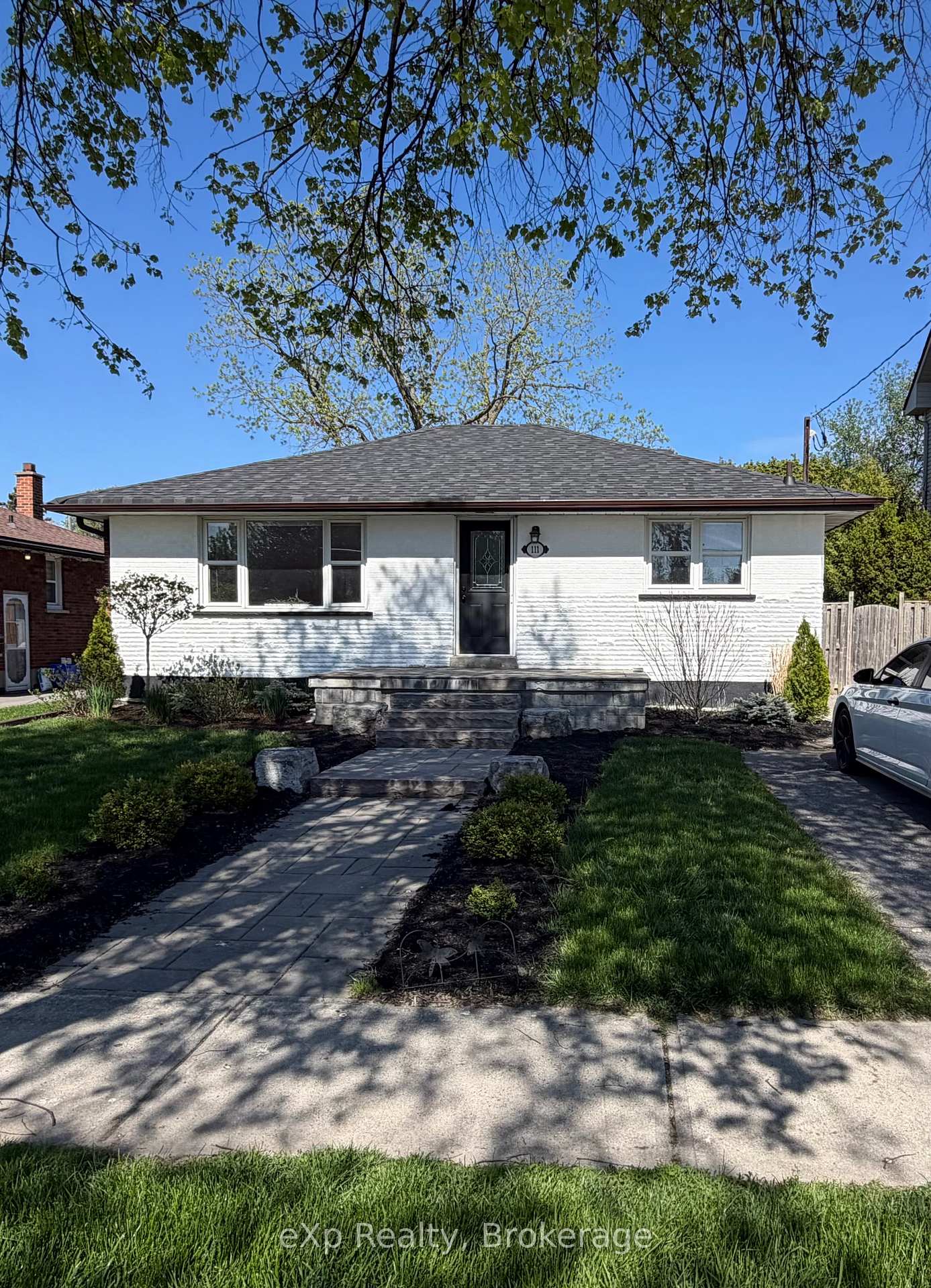 111-riverside-drive-n-oshawa-ontario-e13141834