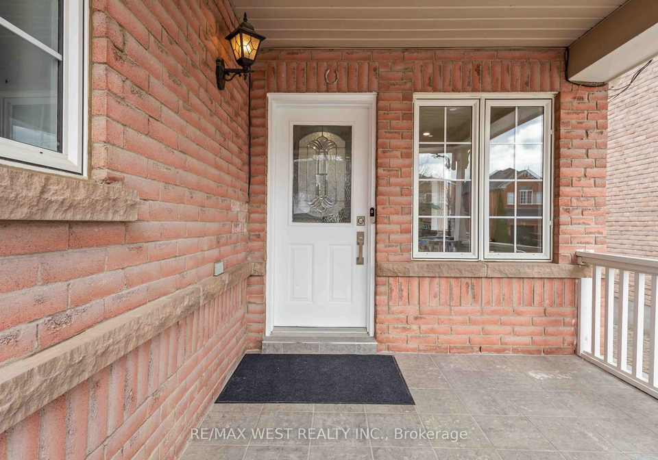 23-gloria-crescent-whitby-ontario-e13141996