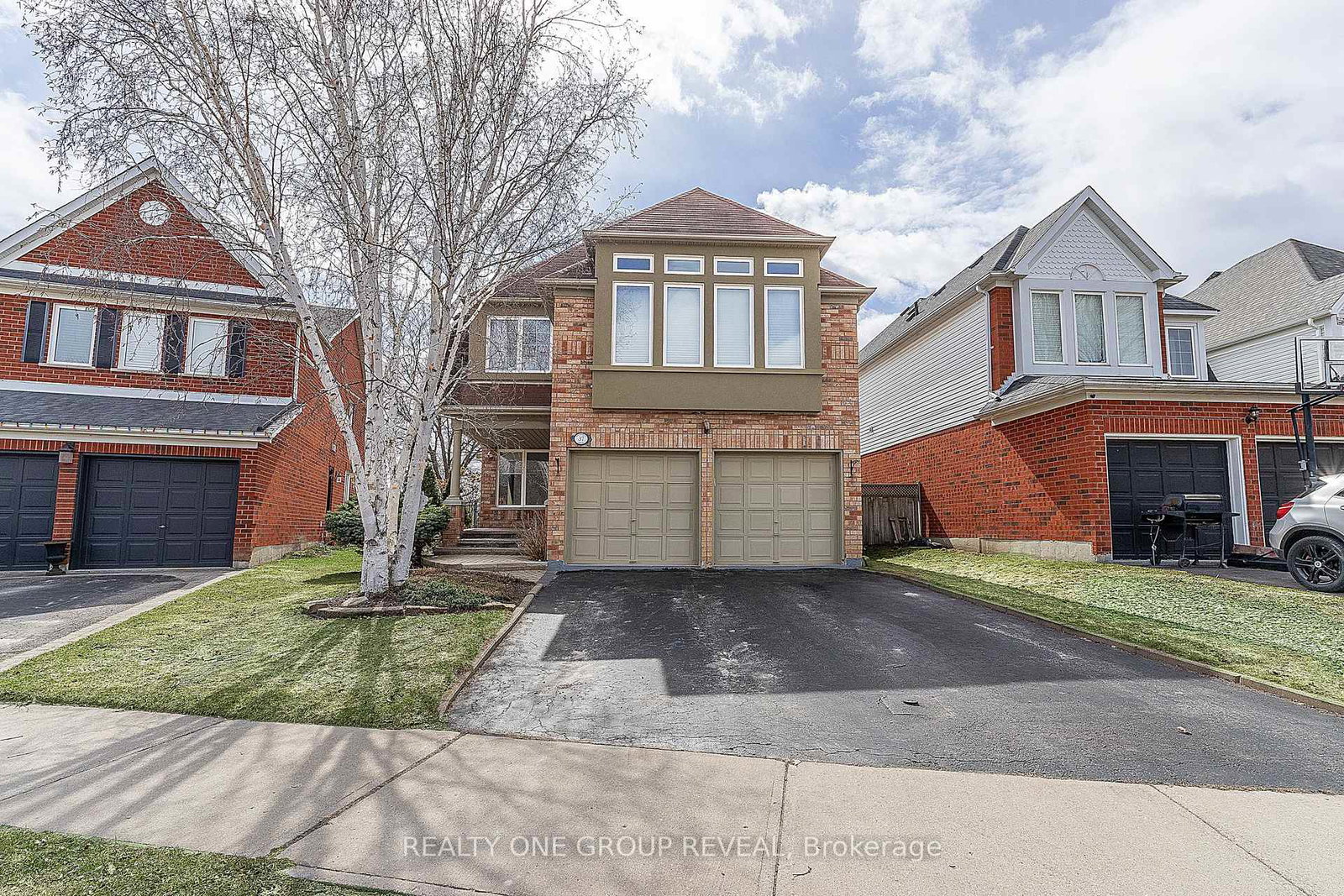 37-wetherburn-drive-whitby-ontario-e13142060