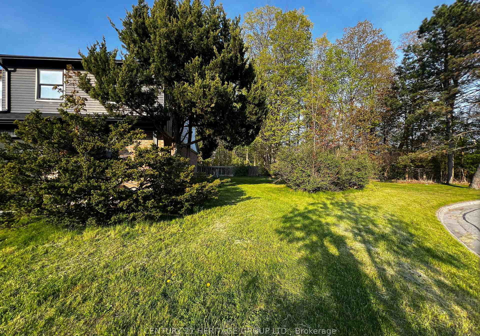 1133-trowbridge-court-oshawa-ontario-e13142406