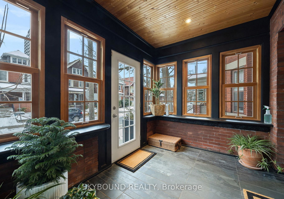 20-fairview-boulevard-toronto-ontario-e13142682