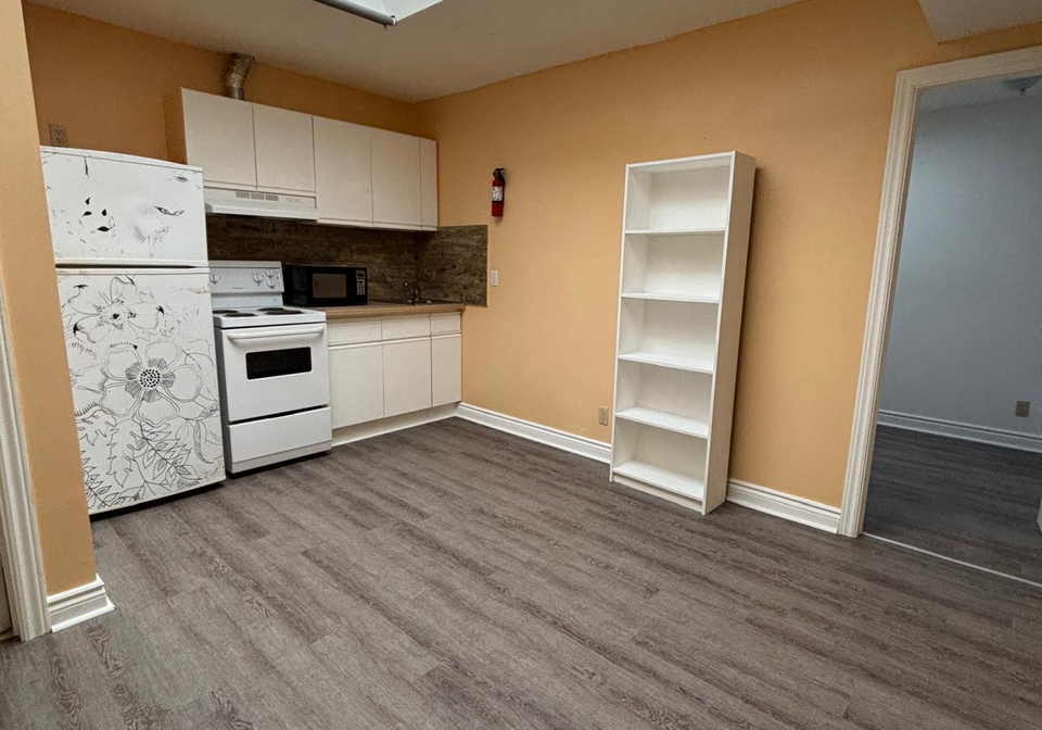 2828-danforth-avenue-toronto-ontario-e13142750
