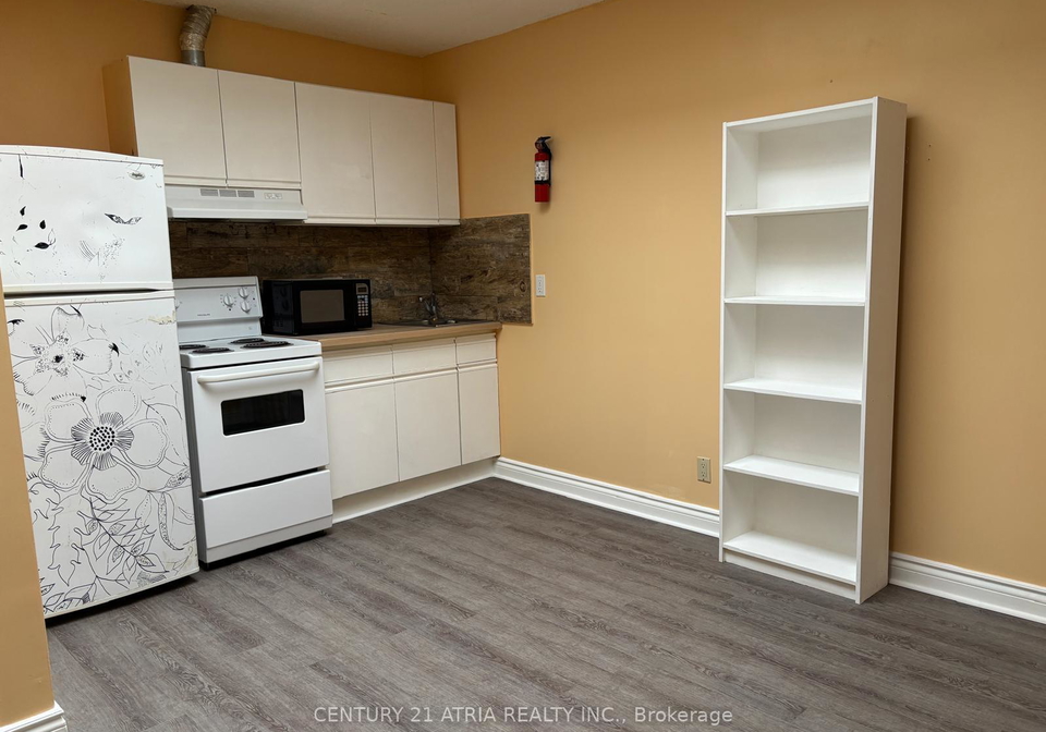 2828-danforth-avenue-toronto-ontario-e13142750