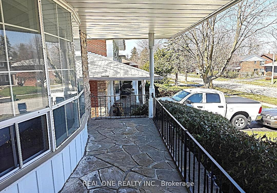 22-kenmanor-boulevard-scarborough-ontario-e13143098