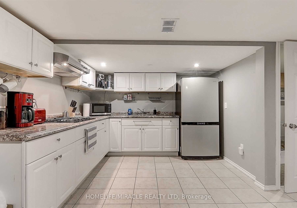 28-oceanpearl-crescent-whitby-ontario-e13143560