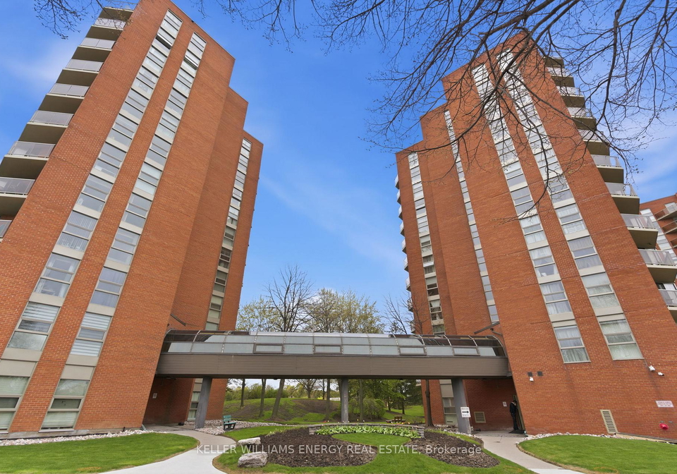 10-dean-park-road-scarborough-ontario-e13143700