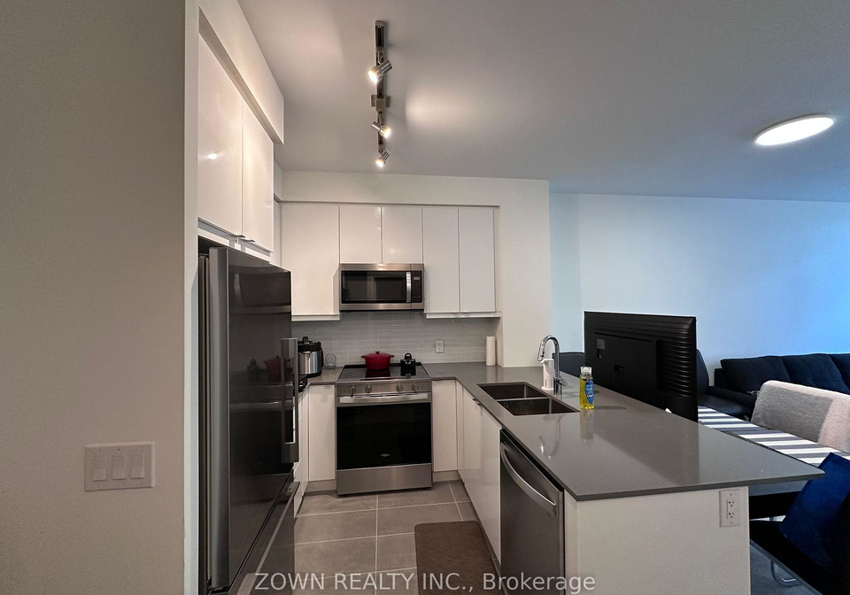 3270-sheppard-avenue-e-scarborough-ontario-e13144120