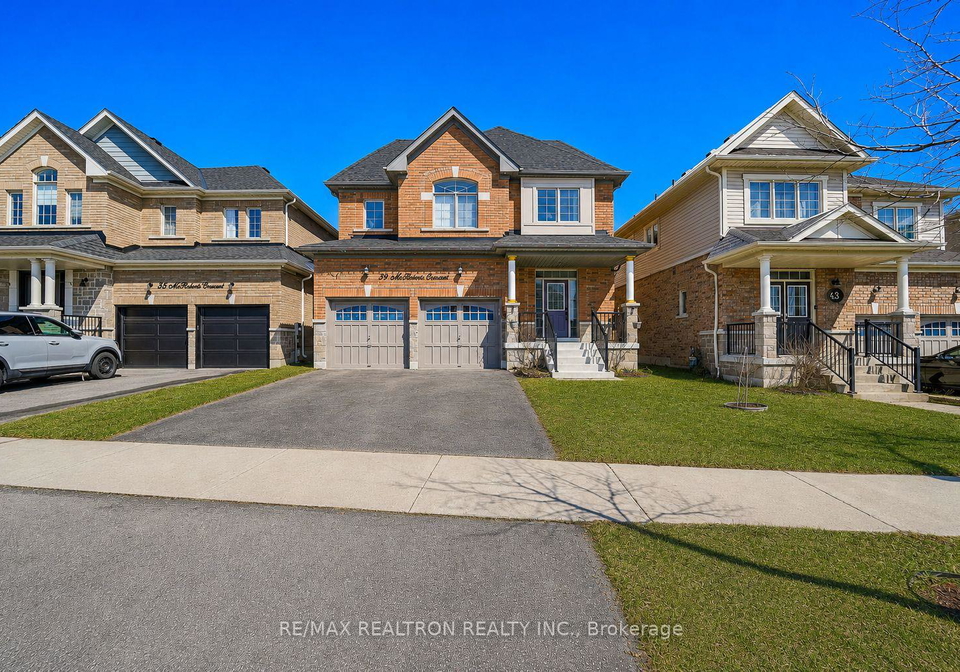 39-mcroberts-crescent-clarington-ontario-e13144504