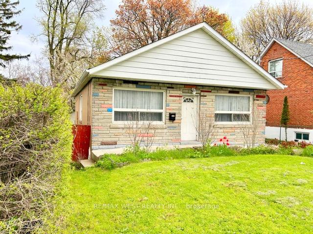 2567-kingston-road-scarborough-ontario-e13145054