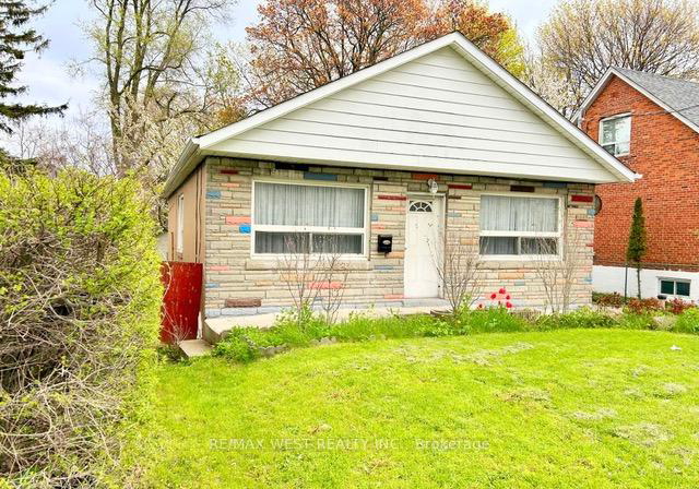 2567-kingston-road-scarborough-ontario-e13145054