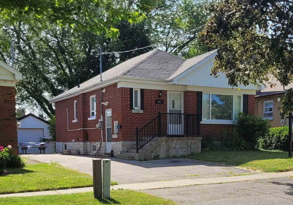202-cadillac-avenue-s-oshawa-ontario-e13145130