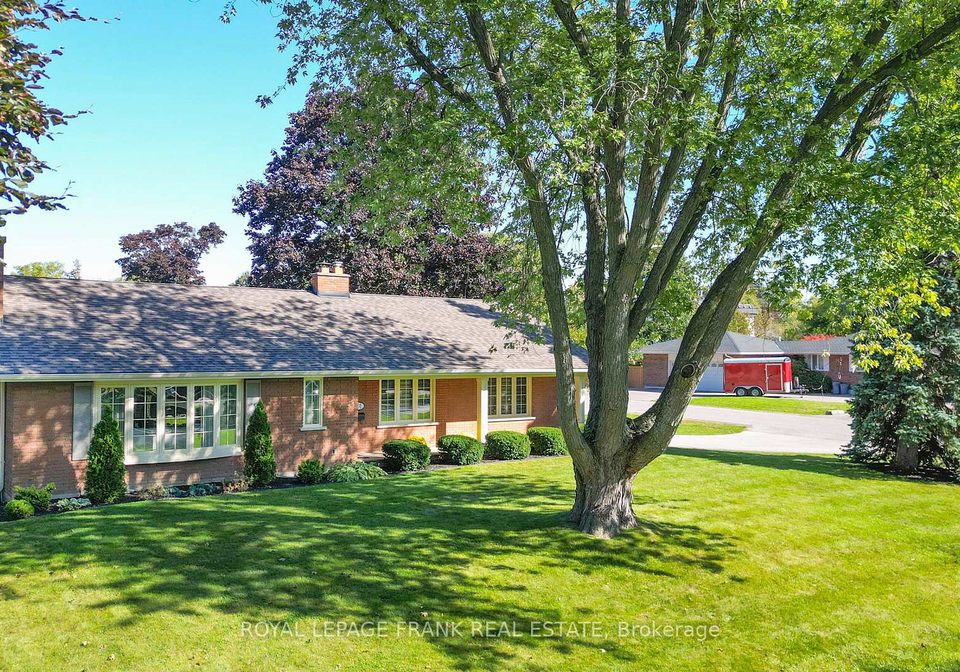 401-fairview-drive-whitby-ontario-e13145598