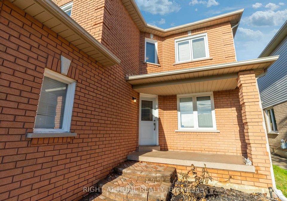 1040-beaver-valley-crescent-oshawa-ontario-e13145906