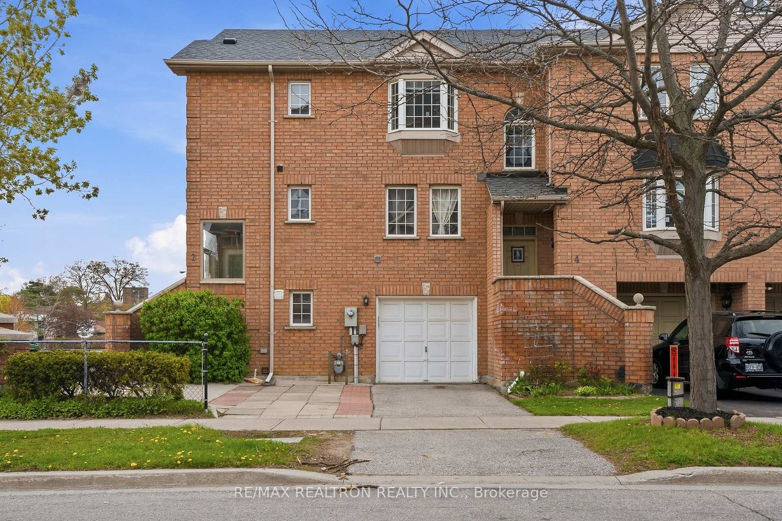 2-eli-shackleton-court-scarborough-ontario-e13146744