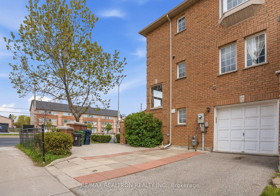 2-eli-shackleton-court-scarborough-ontario-e13146744