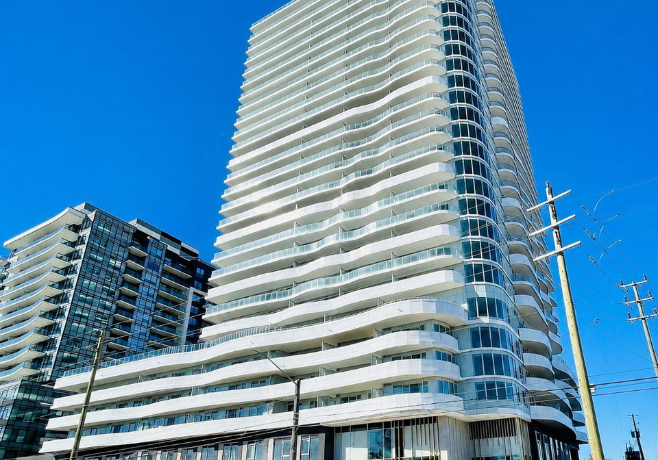 1010-sandy-beach-road-pickering-ontario-e13146846