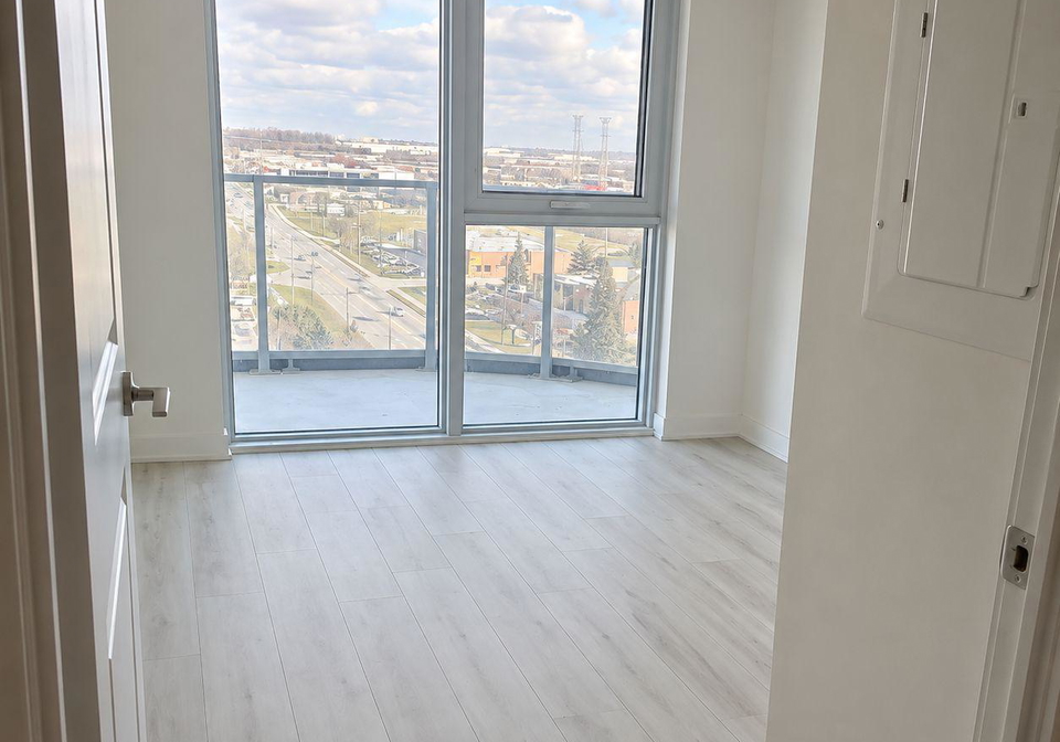 1010-sandy-beach-road-pickering-ontario-e13146846